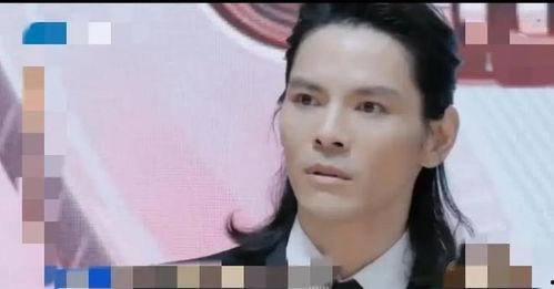 吃瓜进了娱乐圈