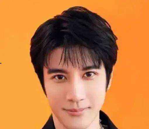 娱乐圈吃瓜博君一肖,娱乐圈的甜蜜瓜田，揭秘这对明星的幕后故事